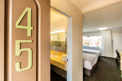 Boomerang Hotel - Coogee Beach Accommodation 7