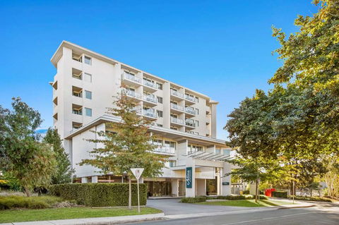 Adina Serviced Apts Canberra Dickson - Coogee Beach Accommodation 1