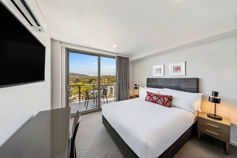 Adina Serviced Apts Canberra Dickson - Coogee Beach Accommodation 9