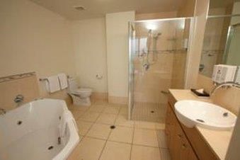 Piermonde Apartments, Cairns - Coogee Beach Accommodation 16
