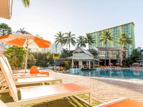 Novotel Cairns Oasis Resort - Coogee Beach Accommodation 6