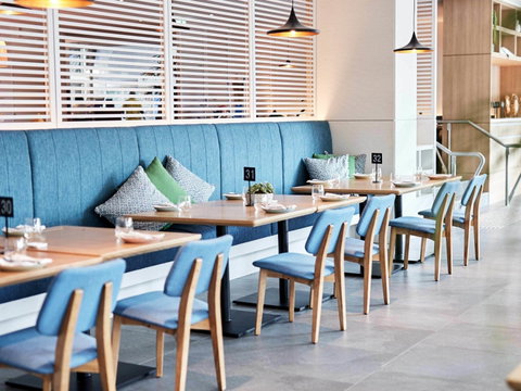 Novotel Cairns Oasis Resort - Coogee Beach Accommodation 12