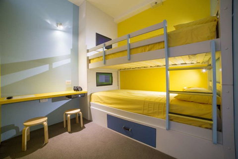 Rydges Esplanade Resort Cairns - Coogee Beach Accommodation 7