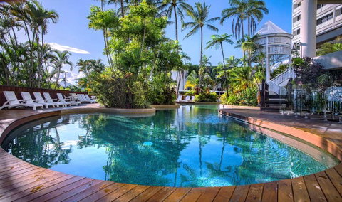 Rydges Esplanade Resort Cairns - Coogee Beach Accommodation 8
