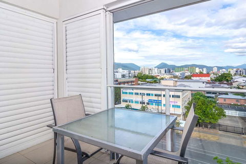 201 Lake Street - Cairns - Coogee Beach Accommodation 7