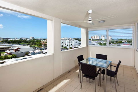 Cairns Central Plaza Apartment - Coogee Beach Accommodation 10