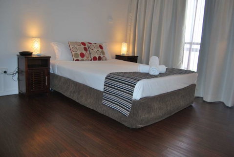 Cairns Plaza Hotel - Coogee Beach Accommodation 4