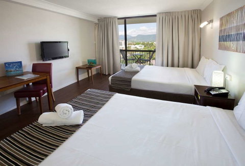 Cairns Plaza Hotel - Coogee Beach Accommodation 5