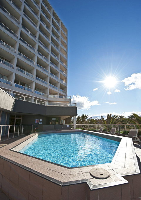 Rydges Cronulla Beach - Coogee Beach Accommodation 2