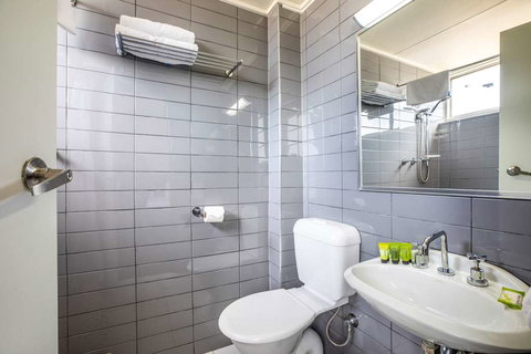 Nightcap At Glengala Hotel - Coogee Beach Accommodation 2