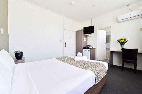Diplomat Motel Alice Springs - Coogee Beach Accommodation 2