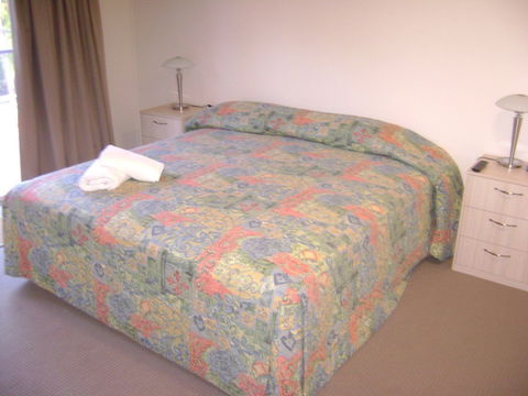 Como Noosa Luxury Riverside Apartments - Coogee Beach Accommodation 1