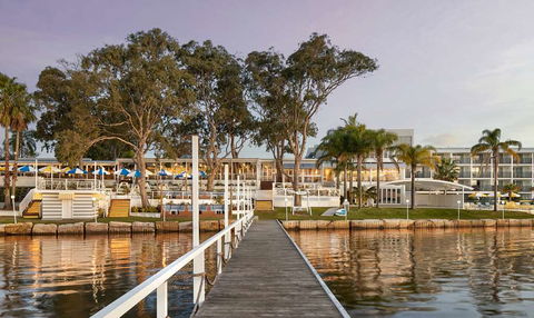 The Beachcomber Hotel & Resort - Coogee Beach Accommodation 0