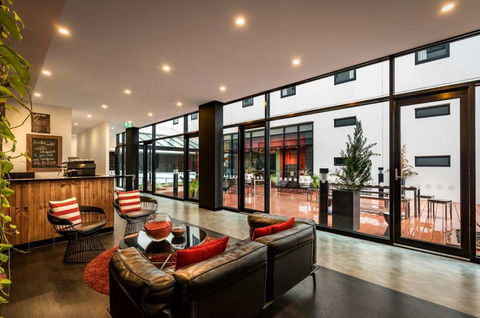 Essence Hotel Carlton - Coogee Beach Accommodation 2