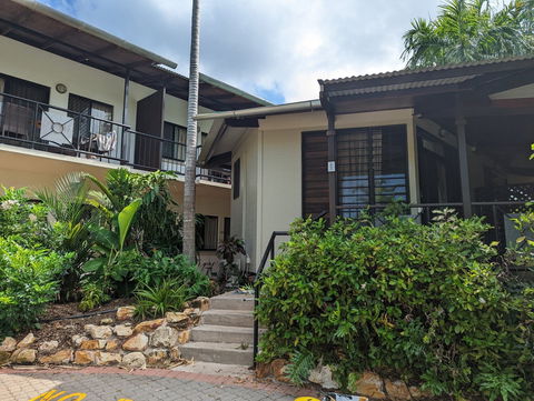 Palms City Resort - Coogee Beach Accommodation 0