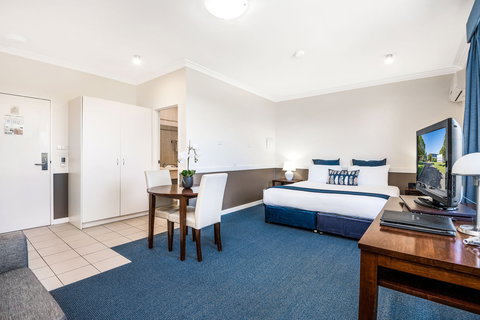 Hawkesbury Race Club Motel - Coogee Beach Accommodation 2