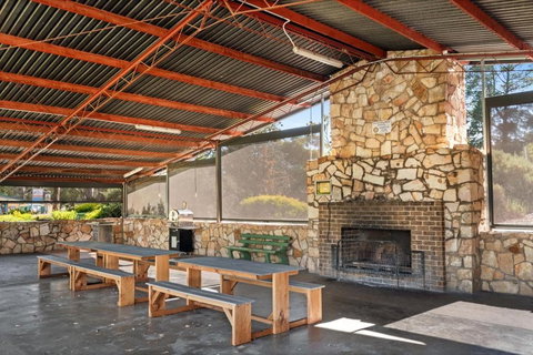 Discovery Parks Clare - Coogee Beach Accommodation 1