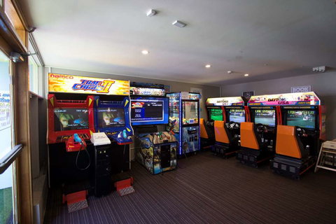 Nightcap at High Flyer Hotel - Coogee Beach Accommodation 2