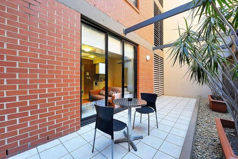 APX Apartments Darling Harbour - Coogee Beach Accommodation 2