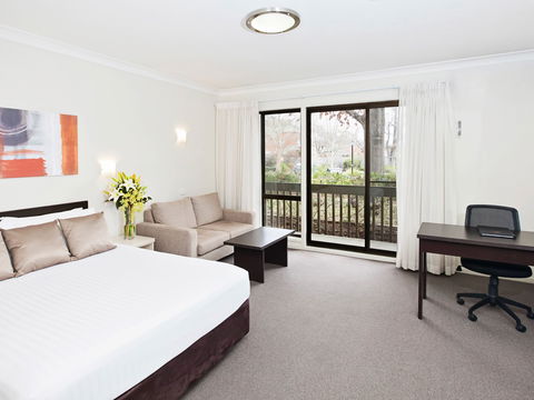 Ibis Styles Canberra Tall Trees - Coogee Beach Accommodation 0