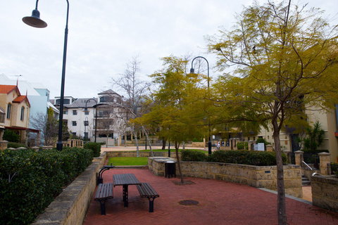 Regal Apartments - Coogee Beach Accommodation 1