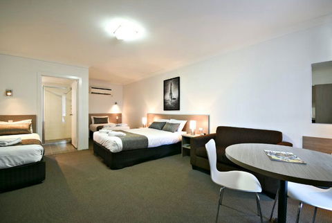 The Aberdeen Motel - Coogee Beach Accommodation 2