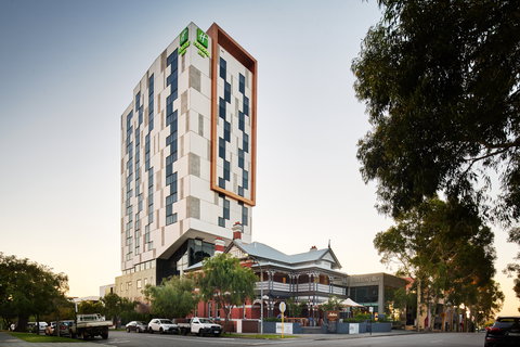 Holiday Inn West Perth - Coogee Beach Accommodation 2