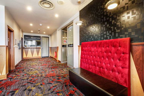 Nightcap At Findon Hotel - Coogee Beach Accommodation 2
