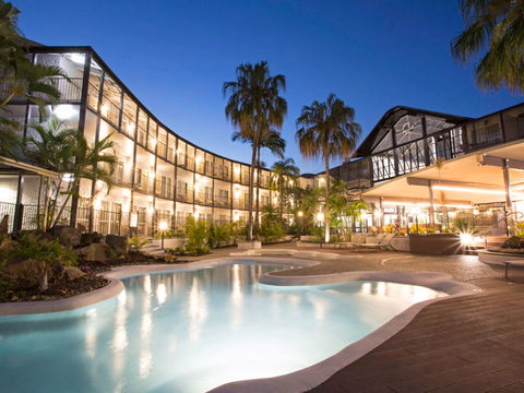 Mantra Club Croc - Coogee Beach Accommodation 0