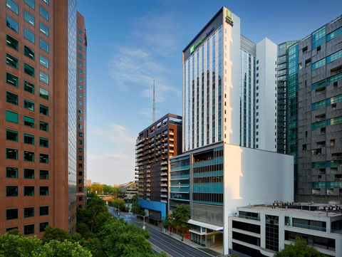 Holiday Inn Express Melbourne Southbank - Coogee Beach Accommodation 0