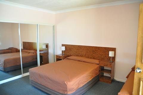 Townview Motel - Coogee Beach Accommodation 1