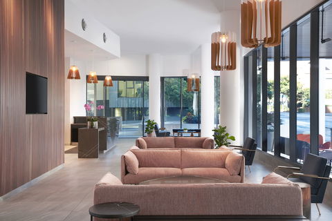 Courtyard Brisbane South Bank - Coogee Beach Accommodation 2