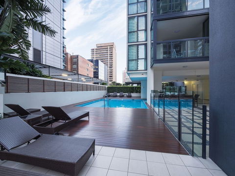 Oaks Charlotte Towers - Coogee Beach Accommodation 2