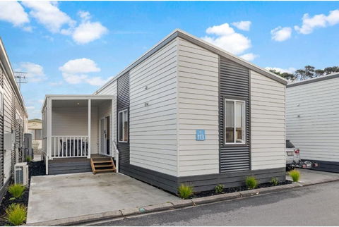 Discovery Parks Warrnambool - Coogee Beach Accommodation 0