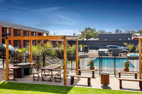 Mid City Motel Warrnambool - Coogee Beach Accommodation 1