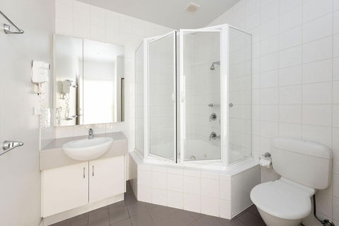 Lady Bay Resort - Coogee Beach Accommodation 2