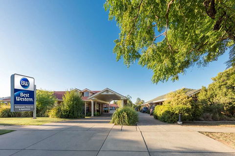 Best Western Ambassador Inn - Coogee Beach Accommodation 0