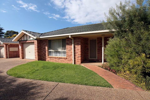 Best Western Ambassador Inn - Coogee Beach Accommodation 2