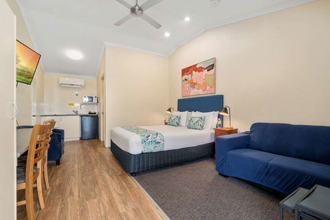 Caboolture Central Motor Inn, SureStay Collection - Coogee Beach Accommodation 11