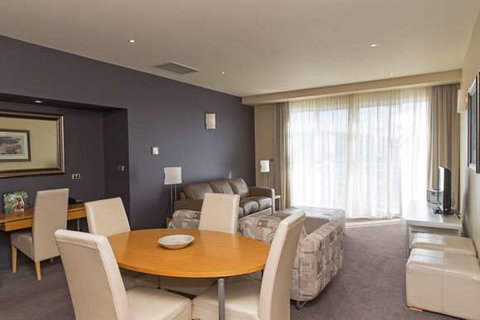 Peppers Seaport Hotel - Coogee Beach Accommodation 4