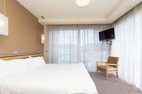 Peppers Seaport Hotel - Coogee Beach Accommodation 11