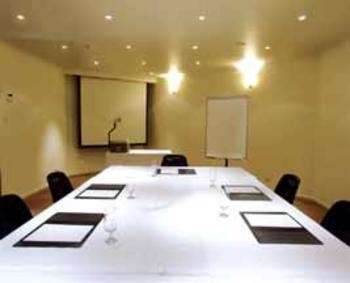 Hotel Crest On Barkly - Coogee Beach Accommodation 2
