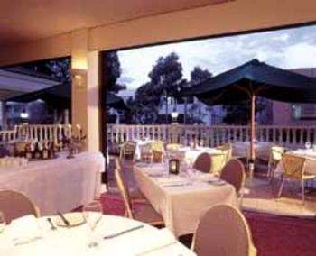 Hotel Crest On Barkly - Coogee Beach Accommodation 3