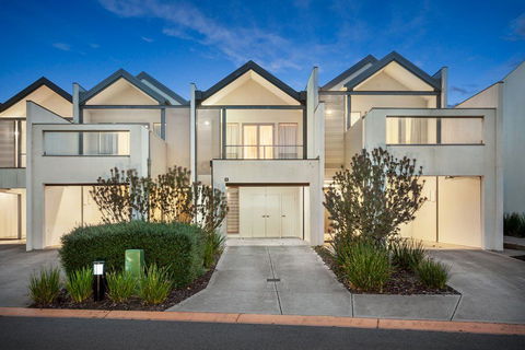 Quest Sanctuary Lakes - Coogee Beach Accommodation 0