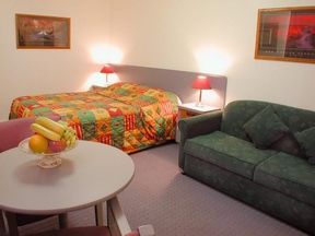 Princes Park Motor Inn - Coogee Beach Accommodation 1