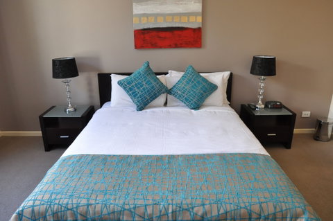 RNR Apartments, Adelaide - Coogee Beach Accommodation 1