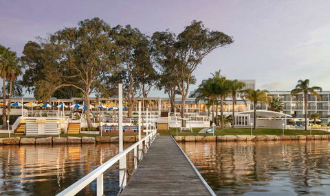 The Beachcomber Hotel & Resort - Coogee Beach Accommodation 0