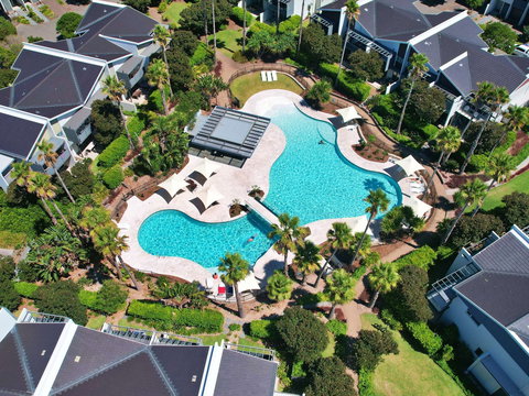 Pullman Magenta Shores Resort - Coogee Beach Accommodation 1