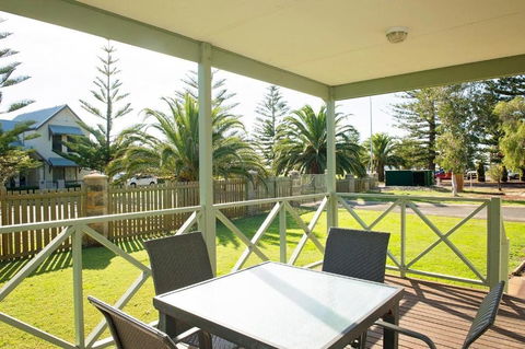 Discovery Parks Koombana Bay - Coogee Beach Accommodation 1