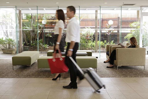 Rydges Esplanade Resort Cairns - Coogee Beach Accommodation 2